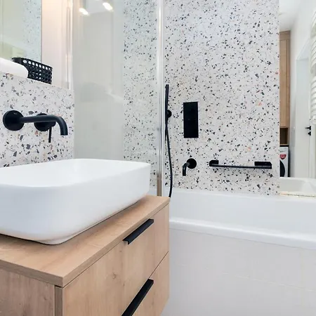 Okrzei With Balcony & Parking Seaside By Renters Apartment *