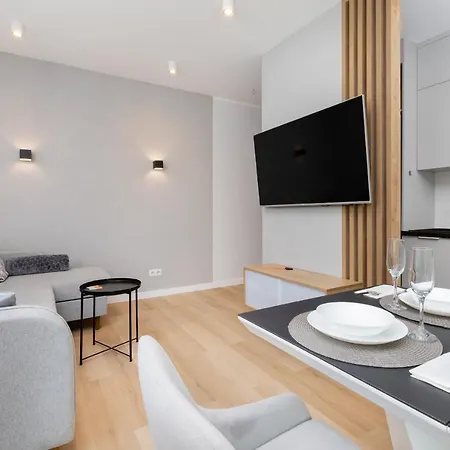 Apartment Okrzei With Balcony & Parking Seaside By Renters Sopot